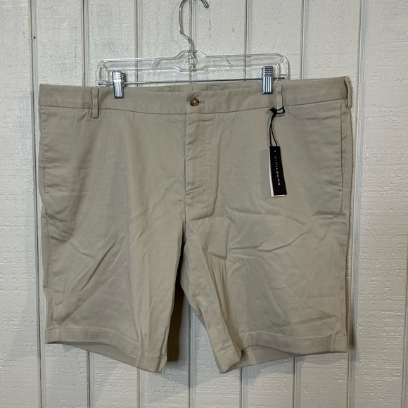 J. Hilburn Khaki Shorts, size 45. NWT. - Picture 1 of 5